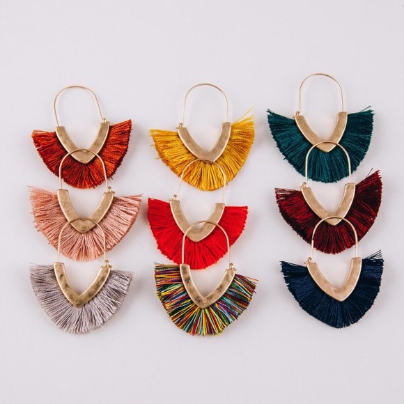 Light Gray Tassel V Shape Earrings - Picture 2 of 4